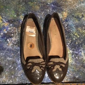 SPerry Top Sider Brown and Plain Paten leather.